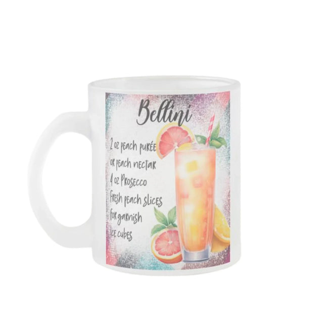 Egy bögre amin Bellini koktél recept látható