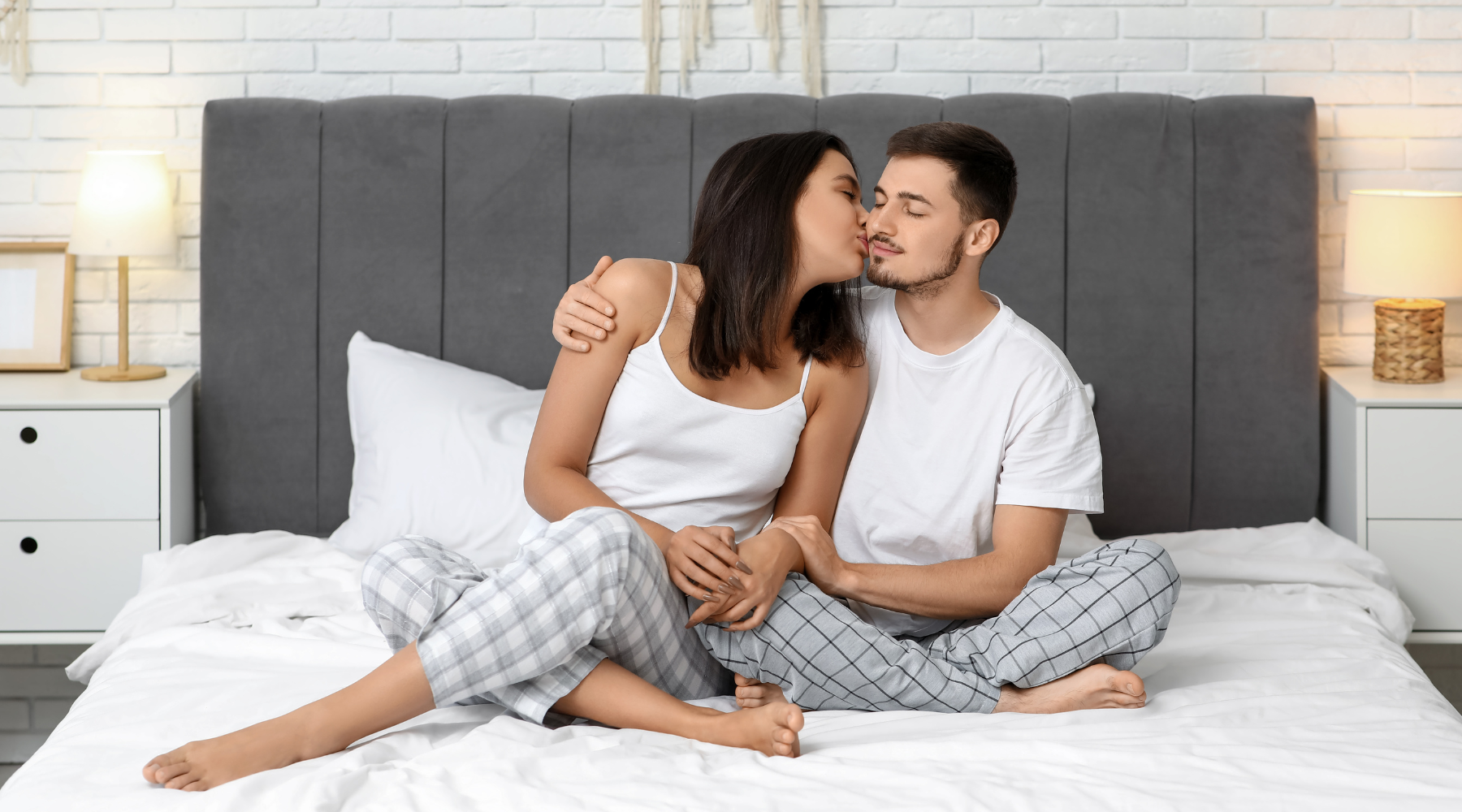 Disney-mintás női póló Mickey egér mintával