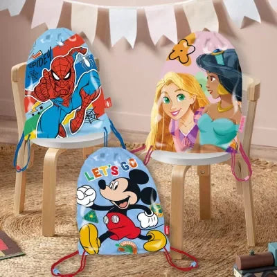 Disney mintás tornazsák gyerekeknek színes mesefigurákkal