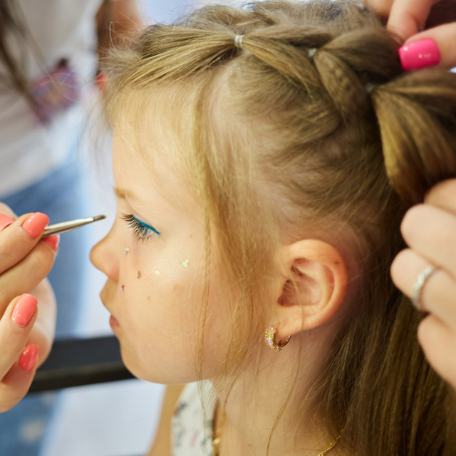 gyerek kozmetikum és smink szett játékhoz az Egyedicuccok gyerek kozmetikum és smink kollekció képe
