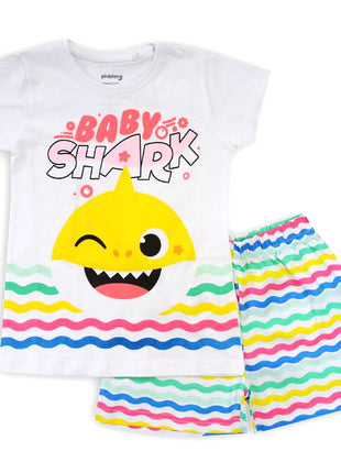 Baby Shark gyerek rövid pizsama 6 év / 116 cm