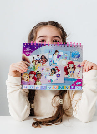 Disney Hercegnők Story puzzle matrica és színező szett