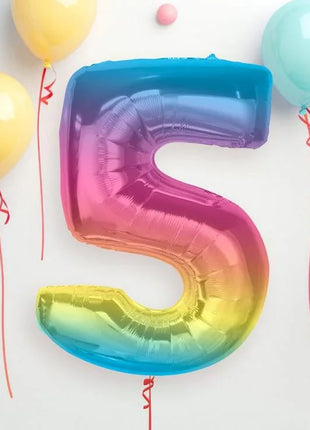 Színes 5-ös Rainbow szám fólia lufi 92 cm