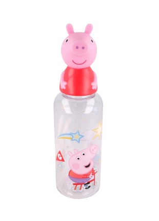Peppa malac 3D figurával díszített műanyag kulacs, 560 ml űrtartalommal.