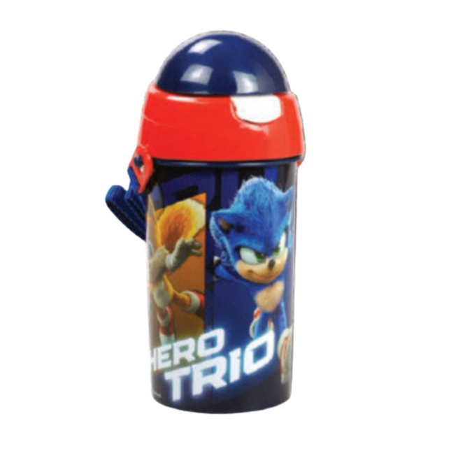 Sonic a sündisznó Hero Trio mintás műanyag kulacs beépített szívószállal és akasztóval, 500 ml űrtartalommal.