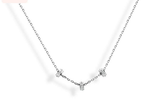 Victoria Ezüst színű fehér köves fánk nyaklánc