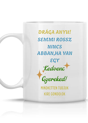 Fehér bögre humoros felirattal: „Mindketten tudjuk, kire gondolok”

