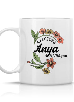 Fehér bögre „A legjobb anya a világon” felirattal, virágmintával